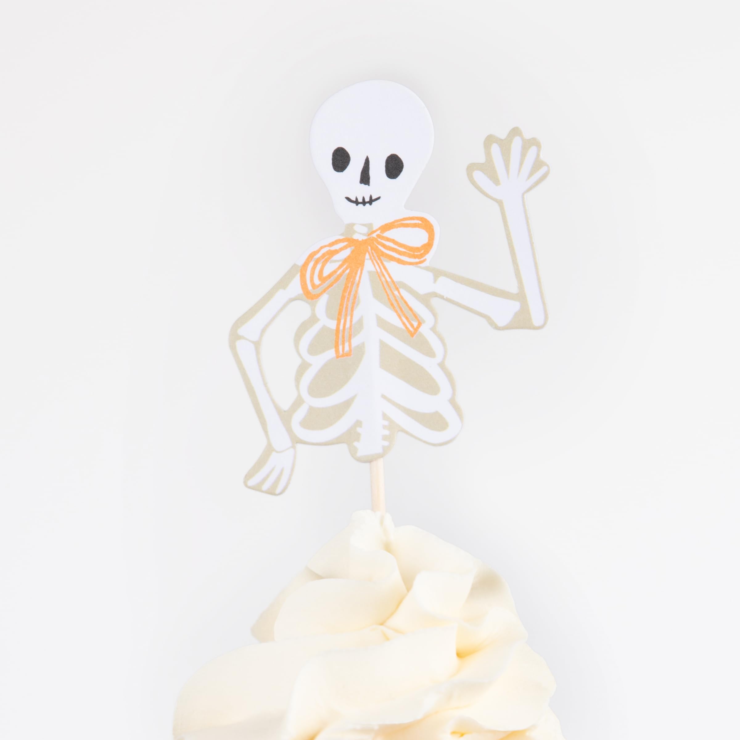 Meri Meri 24 Count Halloween Cupcake Kit, Includes 24 Toppers & 24 Shiny Silver Liners, Haunted Mansion Design, Great for Halloween Baking - Image 6