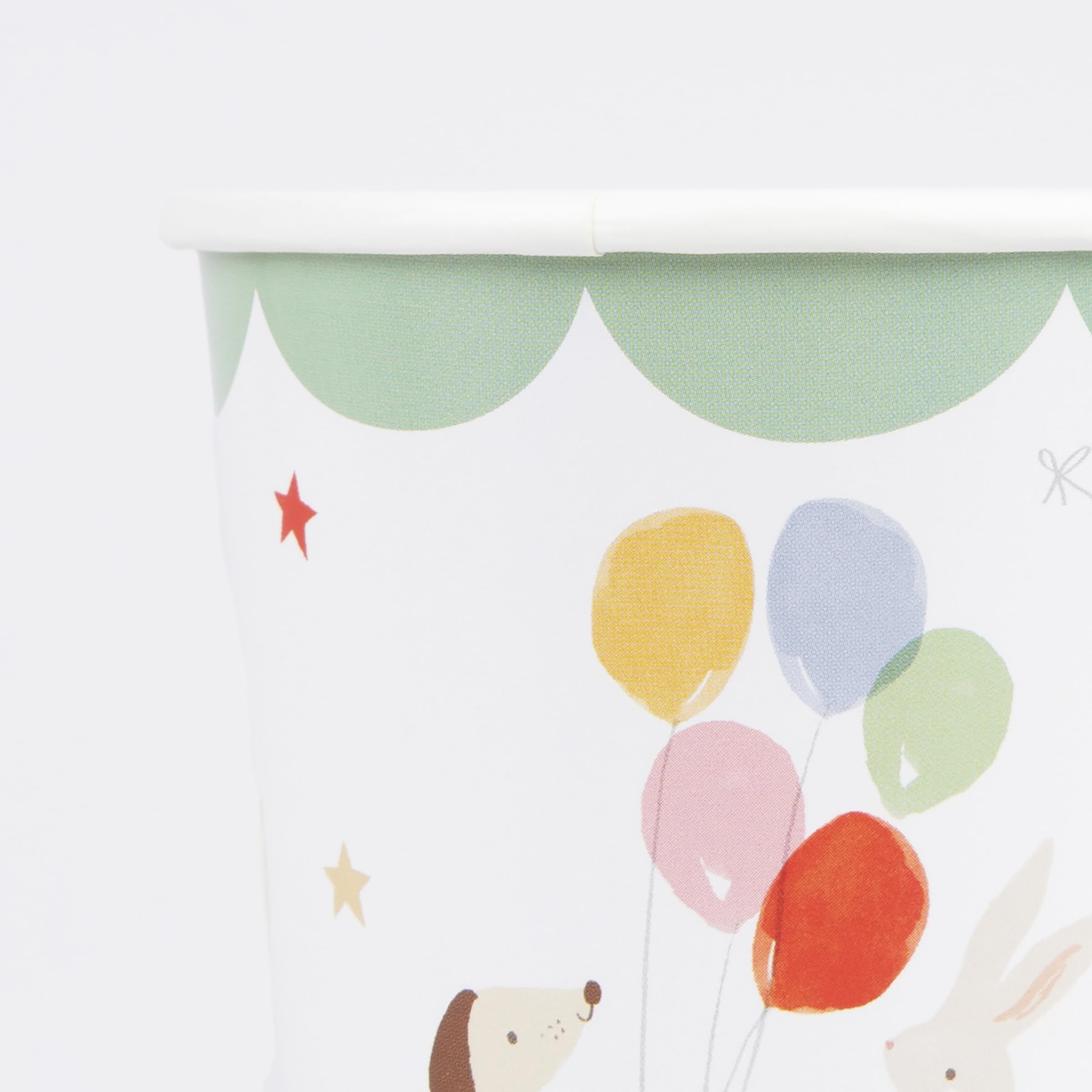 Meri Meri Animal Friends Party Cups (Pack of 8), Disposable Paper Cups, 9oz capacity, Hot or Cold Drinks, Adults & Kids, Birthday Parties, Baby Showers - Image 2