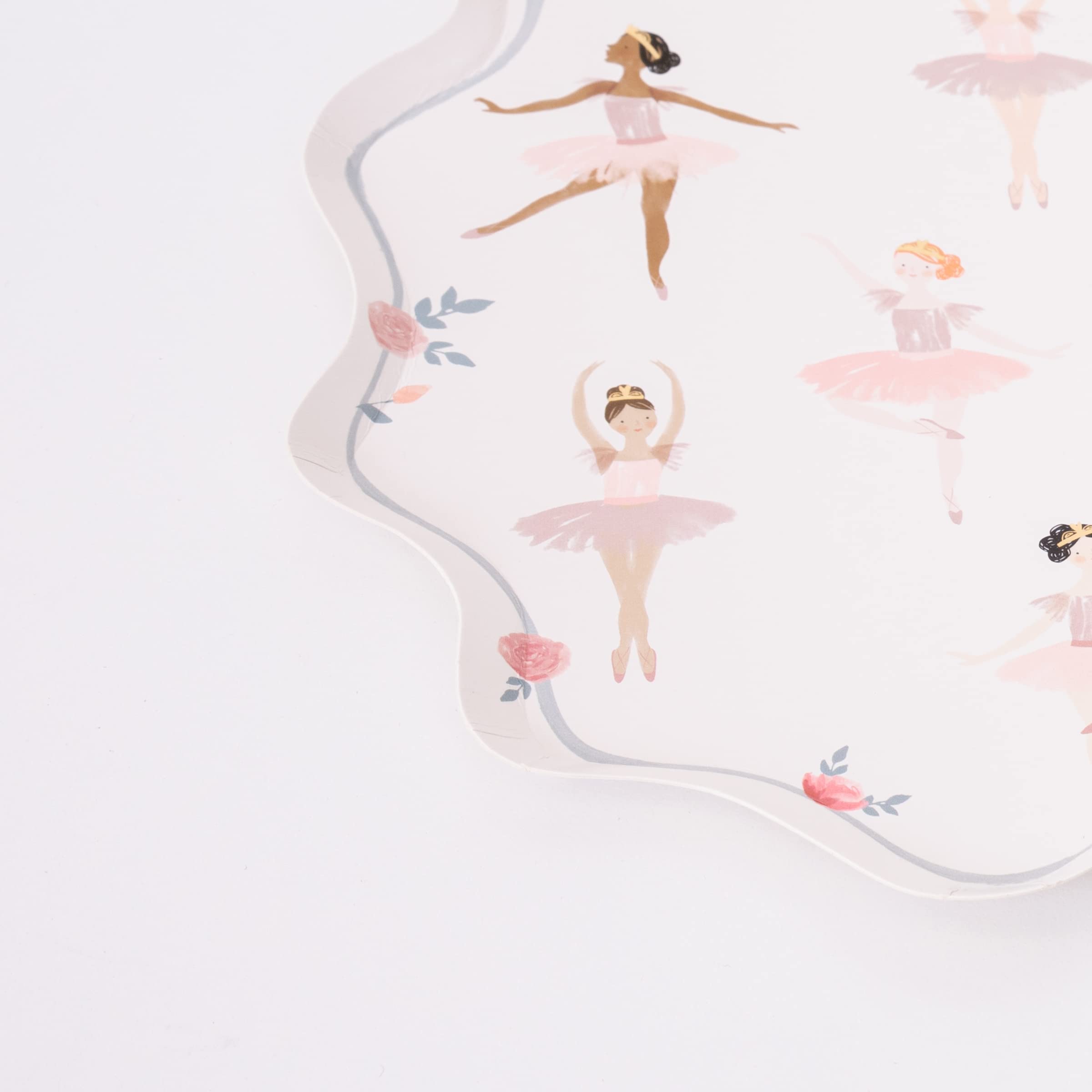 Meri Meri Ballerina Plates, Pack of 8 Disposable Paper Plates, Beautifully Illustrated and Elegantly Shaped – Perfect for Ballerina Birthday Party Decorations - Image 5