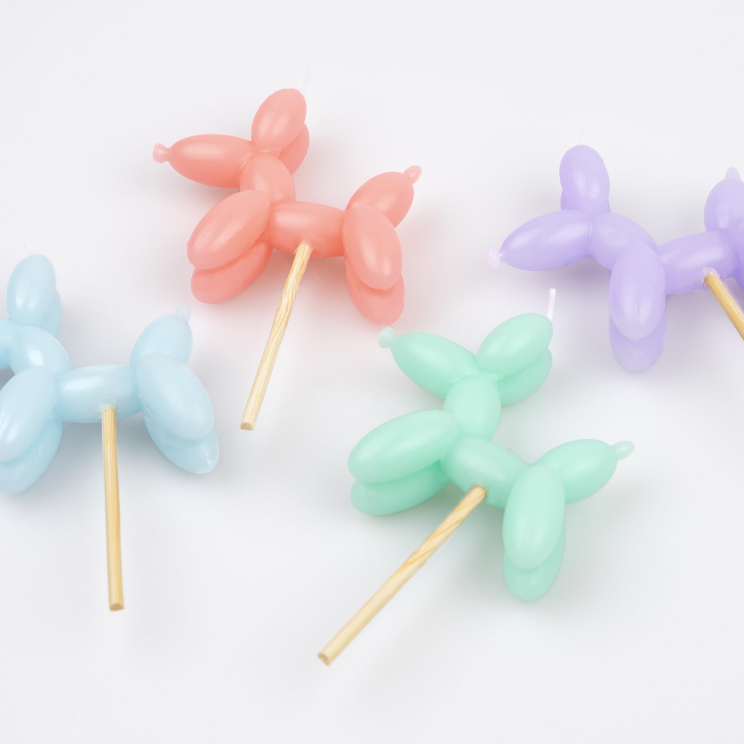 Meri Meri Balloon Dog Candles (Pack of 4), 4 Birthday Party Candles in Assorted Colors, 3.5" Tall, Unscented - Image 4