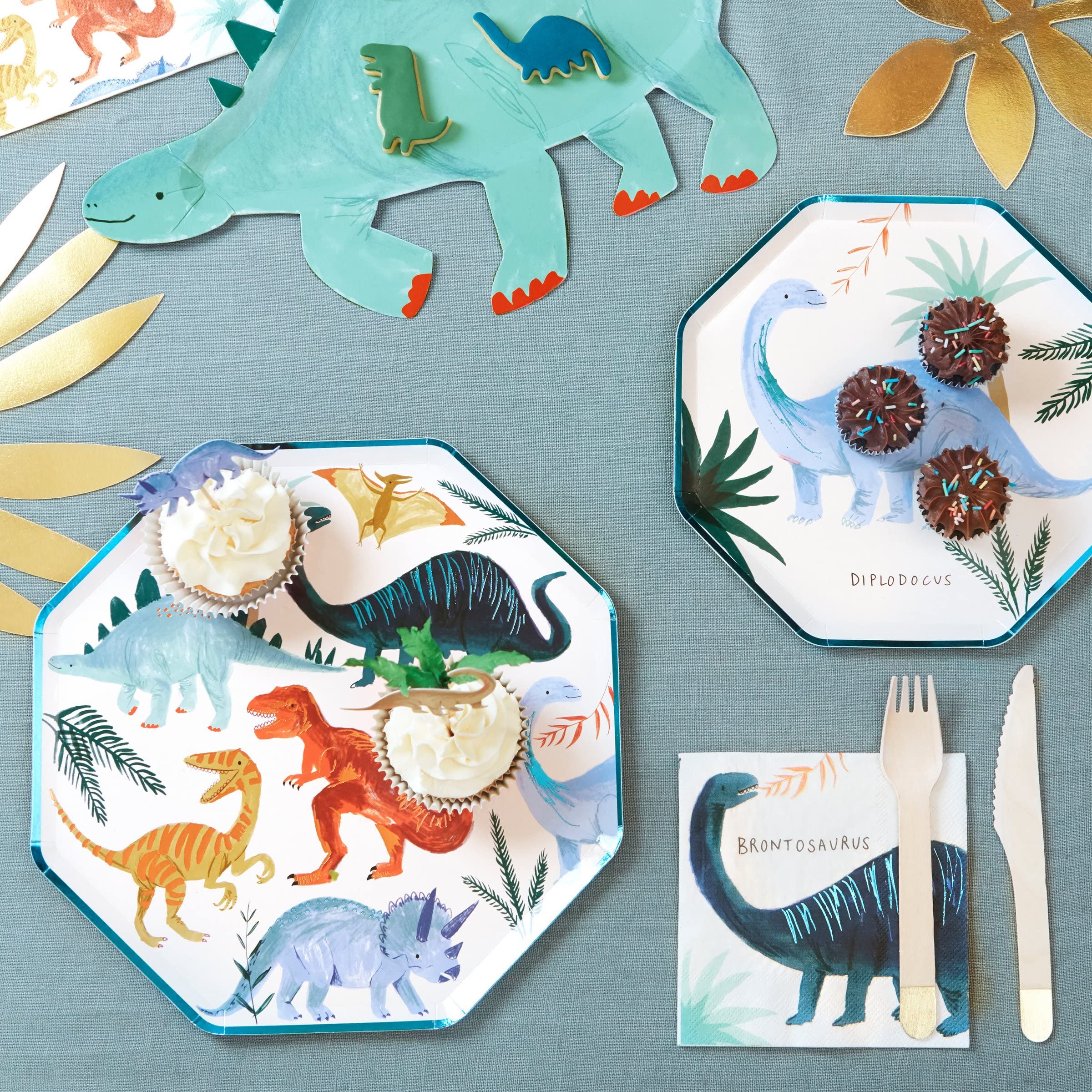 Meri Meri Birthday Party Plates, Pack of 8 Disposable Plates for Fun Themed Kid’s Parties, Kid’s Birthday Supplies – Dinosaur, Safari, Space & More - Image 3