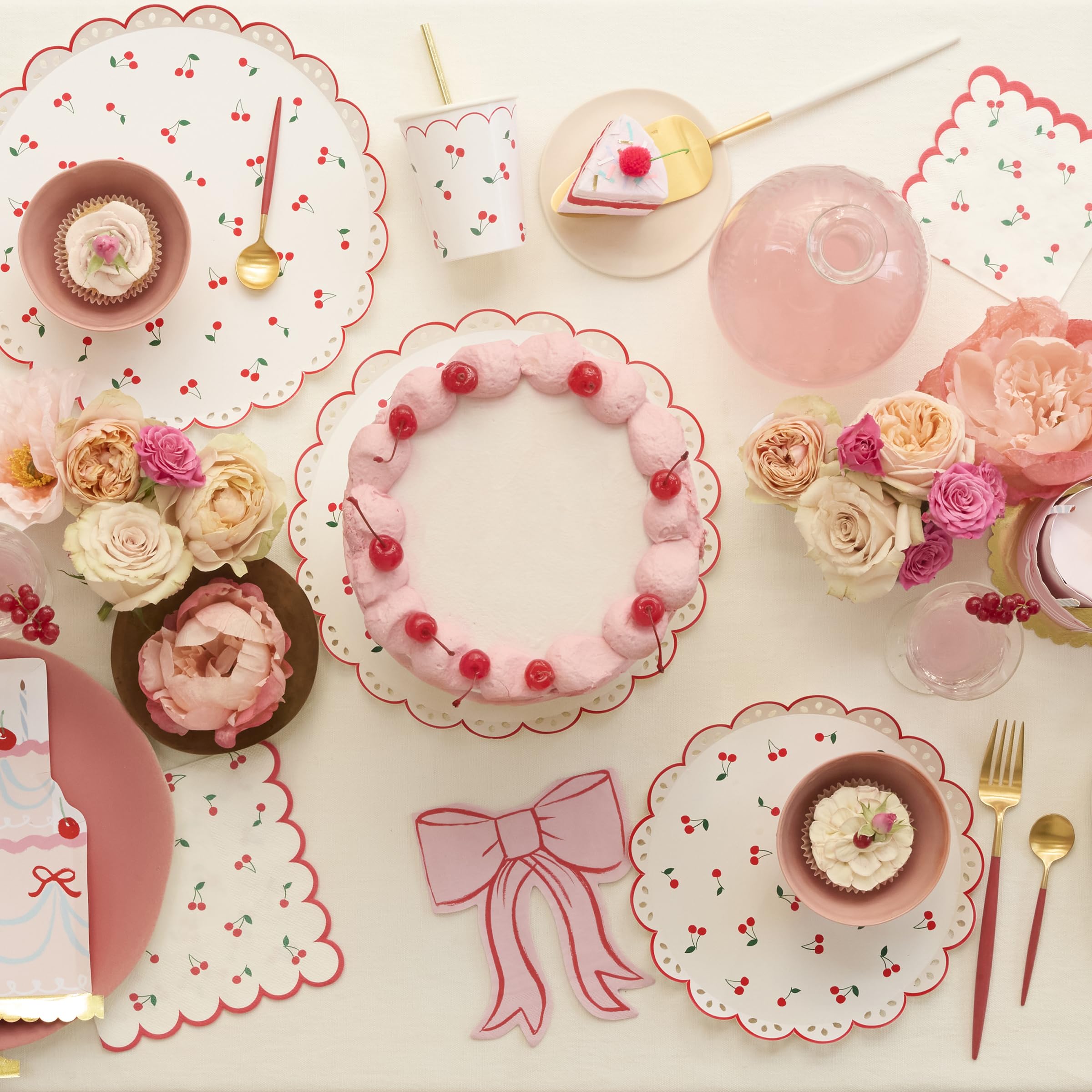 Meri Meri Bow Party Napkins (pack of 16), Disposable Paper Napkins, Thick & Absorbent 3-Ply Paper for Baby Shower and Bridal Showers, Pink & Red, Kids & Adults, 5.25 x 6.5" - Image 2