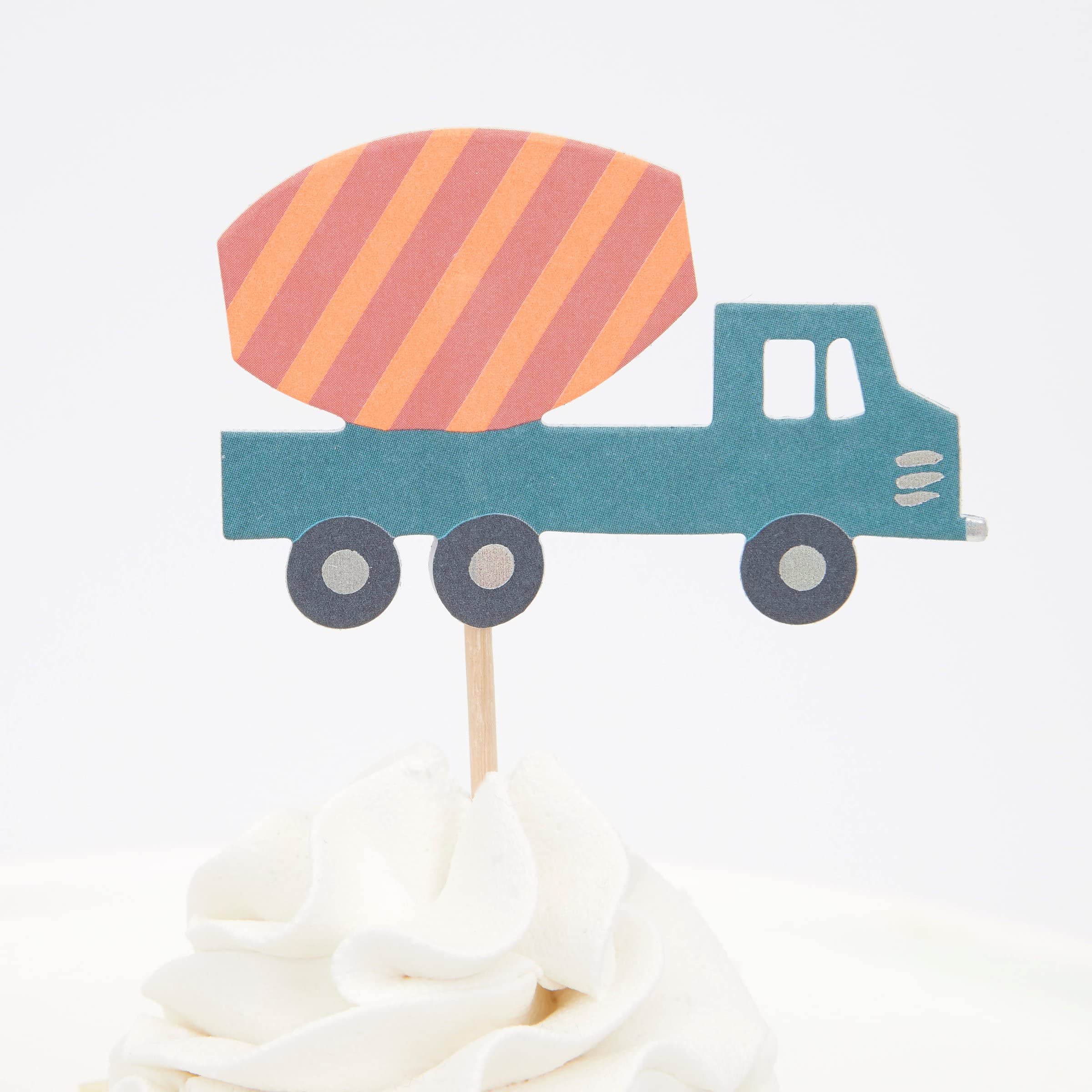 Meri Meri Construction Cupcake Kit (Pack of 24), Construction Cupcake Toppers and Liners for Fun Themed Parties - Image 6