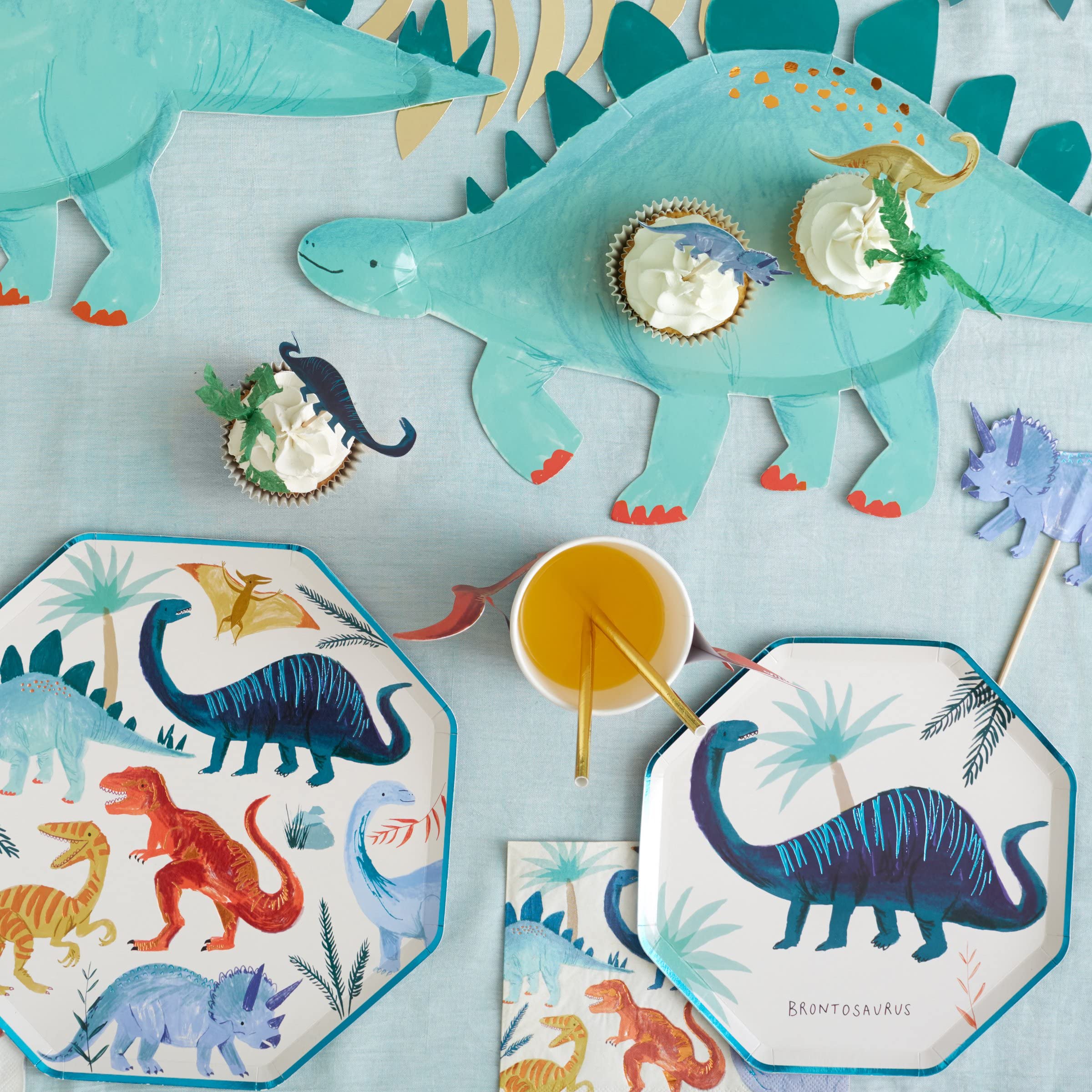 Meri Meri Dinosaur Napkins (Pack of 16), Thick & Absorbent 3-Ply Paper, Dinosaur Party Paper Napkins, Scalloped Edge, Disposable - Image 3