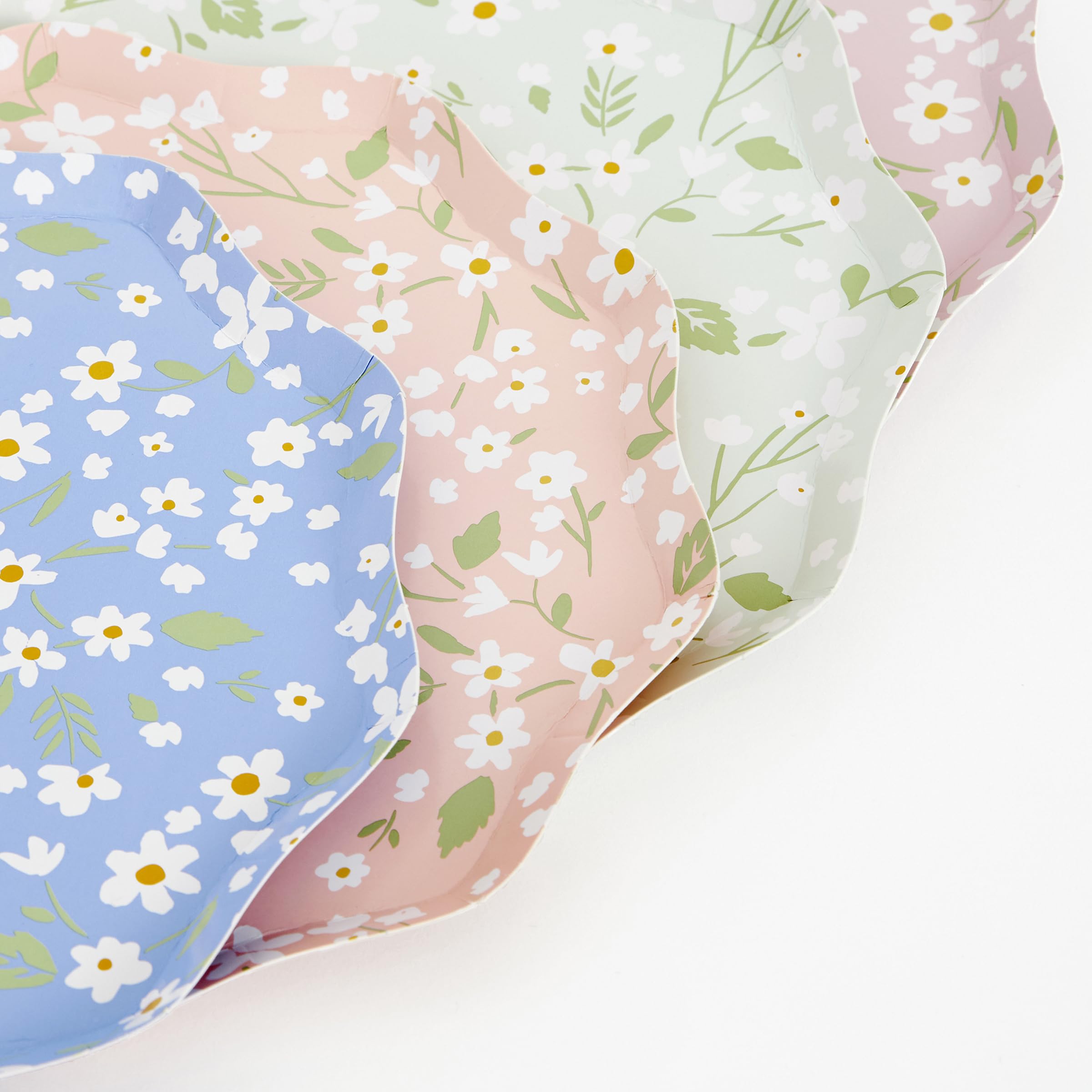 Meri Meri Ditsy Floral Paper Plates, Pack of 12 Floral Disposable Plates for Party, In Bright Springtime Colors with Wavy Edge, Available in 2 Sizes (Side & Dinner) - Image 4
