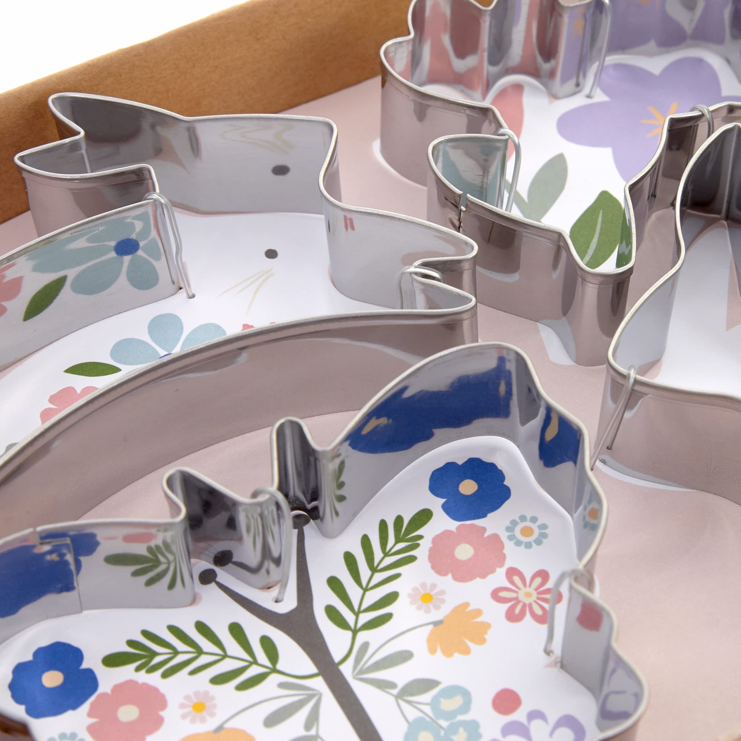 Meri Meri Easter Cookie Cutters (Pack of 4), Flower, Butterfly and Easter Bunny Cookie Cutters, Stainless Steel, Giftable Packaging - Image 4