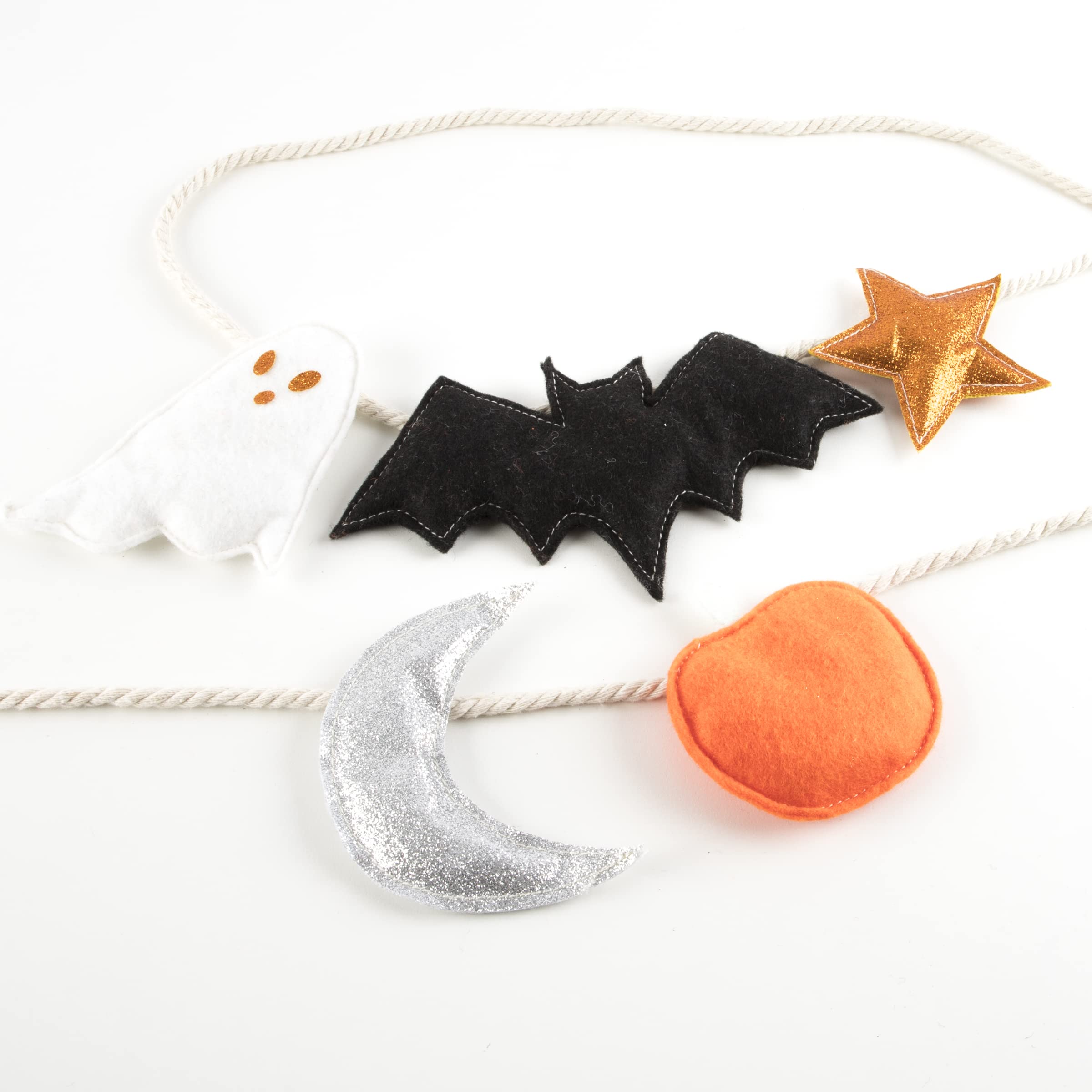 Meri Meri Felt Halloween Garland (Pack of 1), 8' Strand with Excess Cord, Reusable Halloween Garland Party Decorations - Image 3