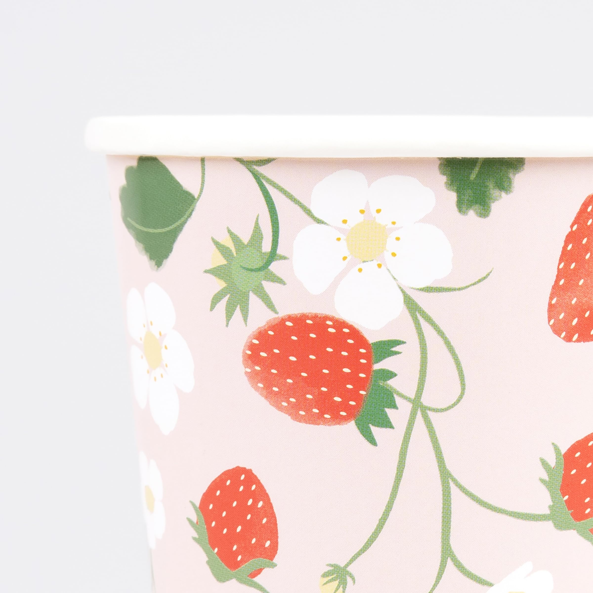 Meri Meri Fruity Pattern Picnic Cups (Pack of 8), Disposable Paper Cups, Hot & Cold Drinks, Kids & Adults Party Cups, Capacity Of 9oz - Image 3