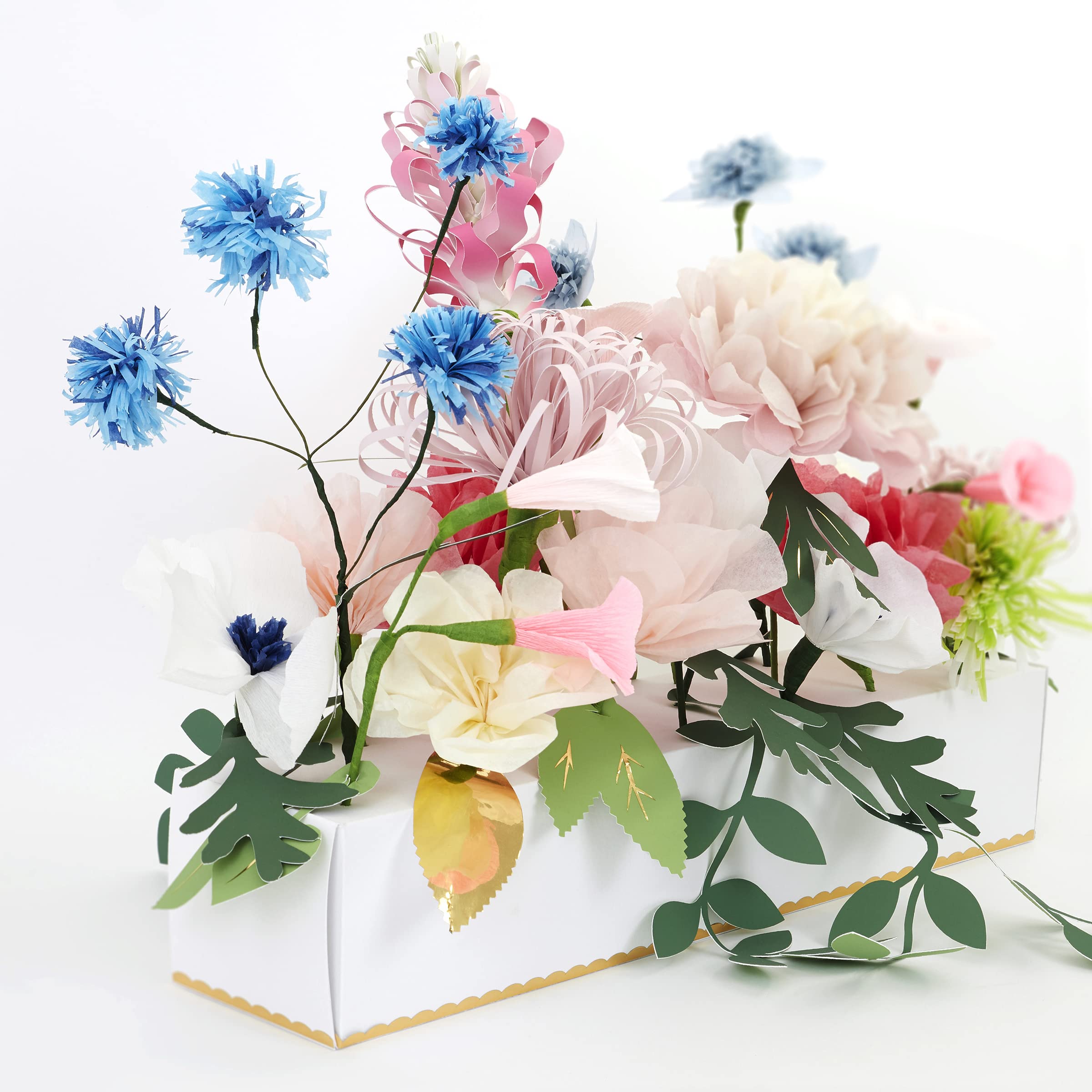 Meri Meri Hazel Gardiner Spring & Summer Table Centerpiece (Pack of 1) - Image 5