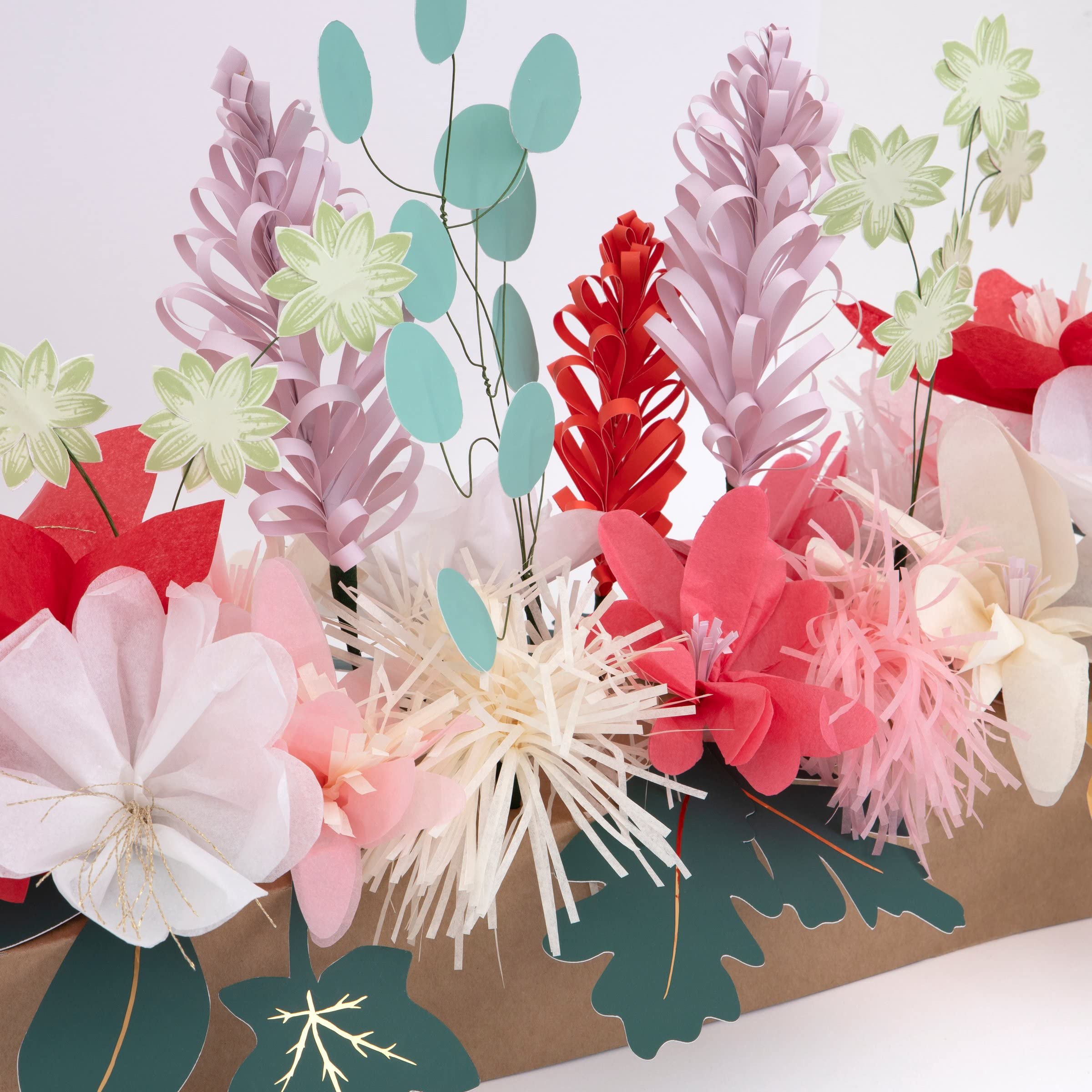 Meri Meri Hazel Gardiner Winter Floral Centerpiece (Pack of 1) - Image 2