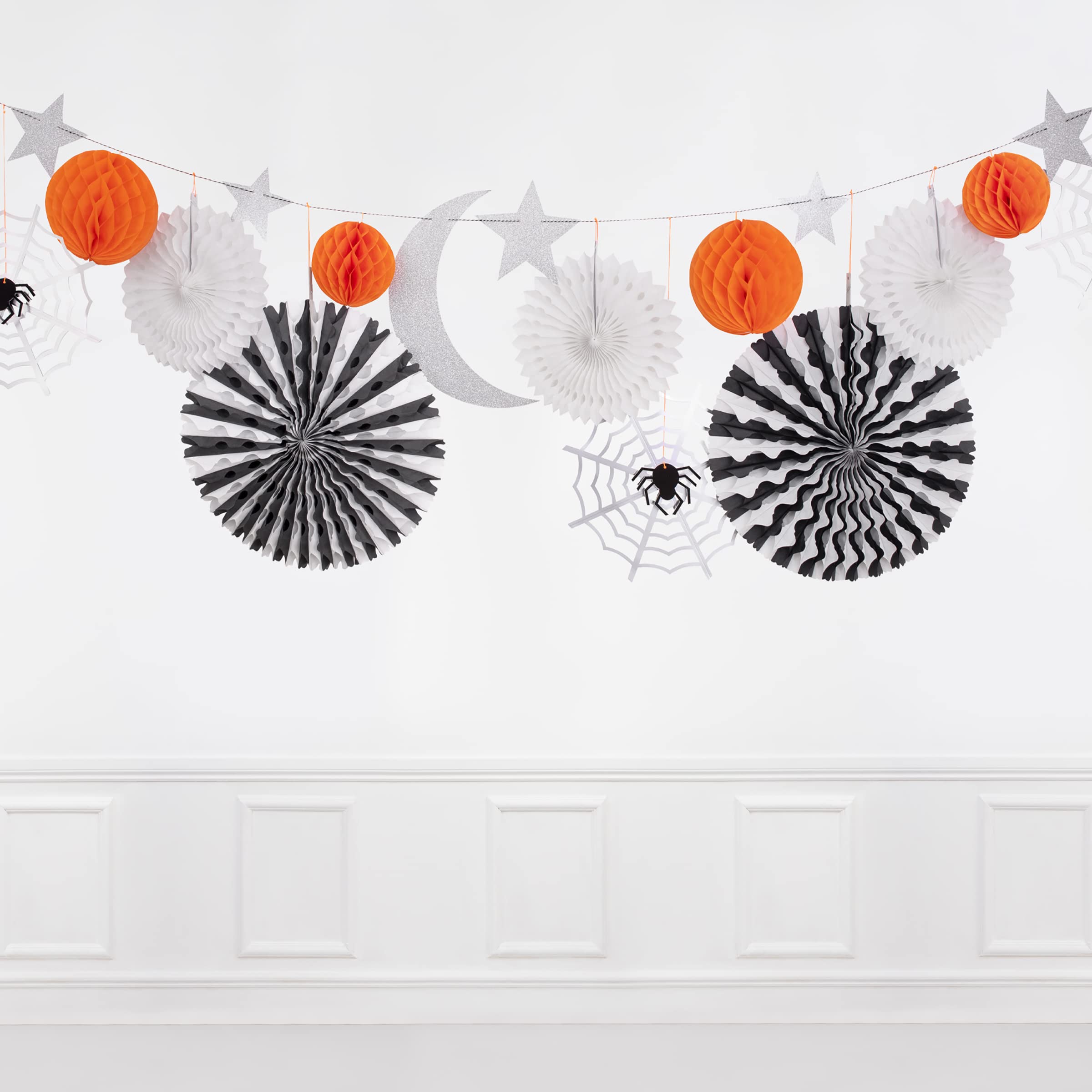 Meri Meri Honeycomb Shapes Halloween Garland (Pack of 1), 10' Strand with Excess Cord, Reusable Halloween Party Decorations - Image 5