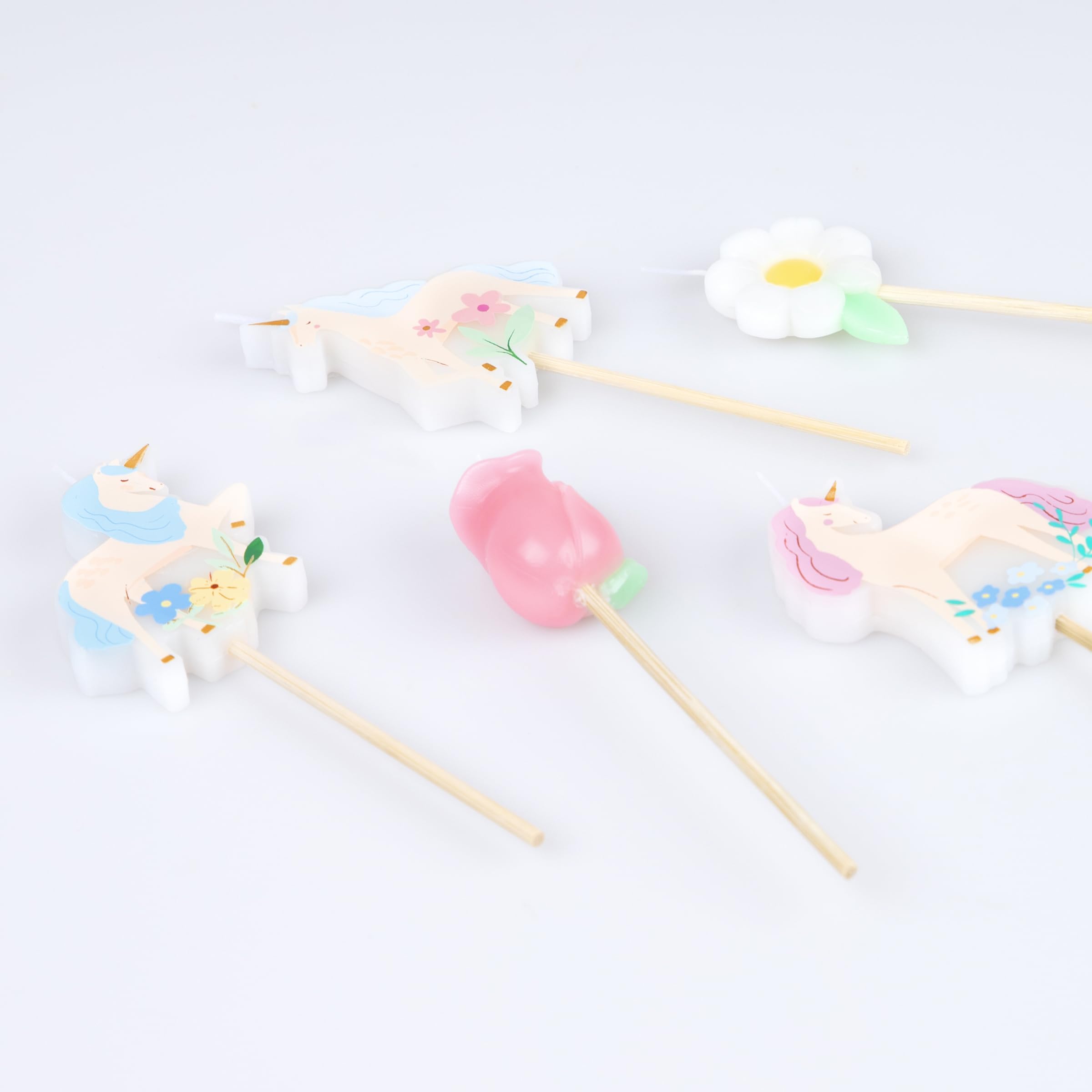 Meri Meri Meadow Unicorn Candles (Pack of 5), Unicorn Birthday Cake Toppers, Average Height Including Stick is 4.25", Unscented - Image 3
