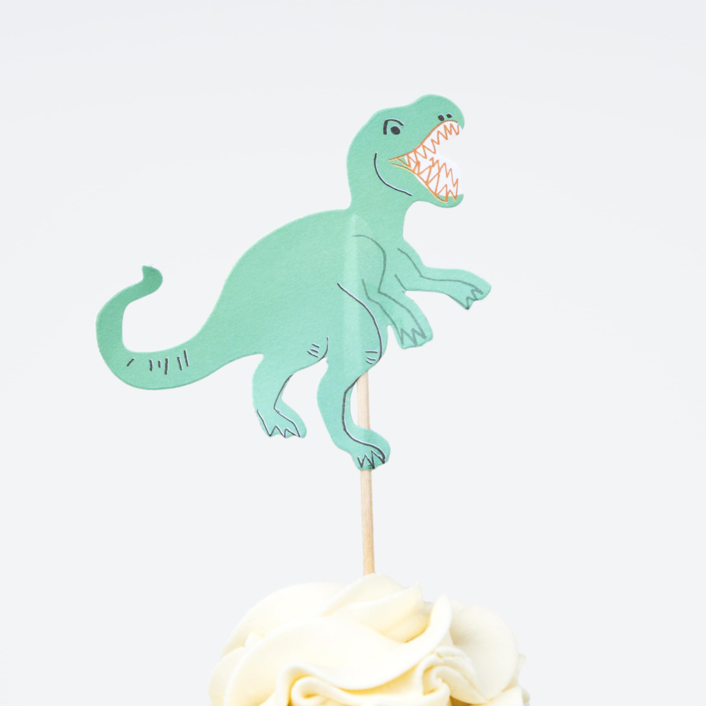 Meri Meri Monster Truck Cupcake Kit (Pack of 24), Includes Cake Toppers and Cupcake Cases, Birthday Party Decorations, Kids & Adults - Image 5