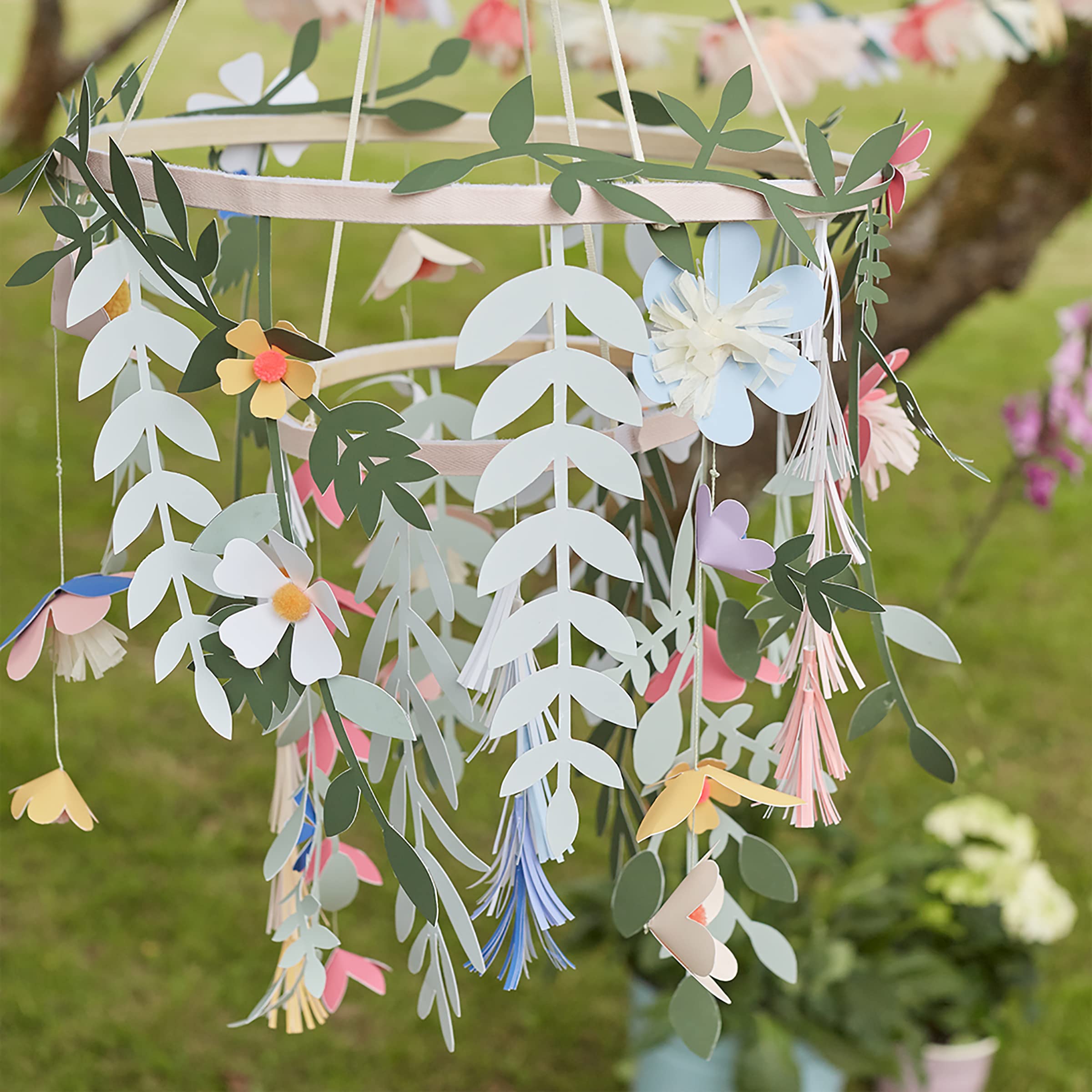 Meri Meri Paper Garden Chandelier (Pack of 1) - Image 4