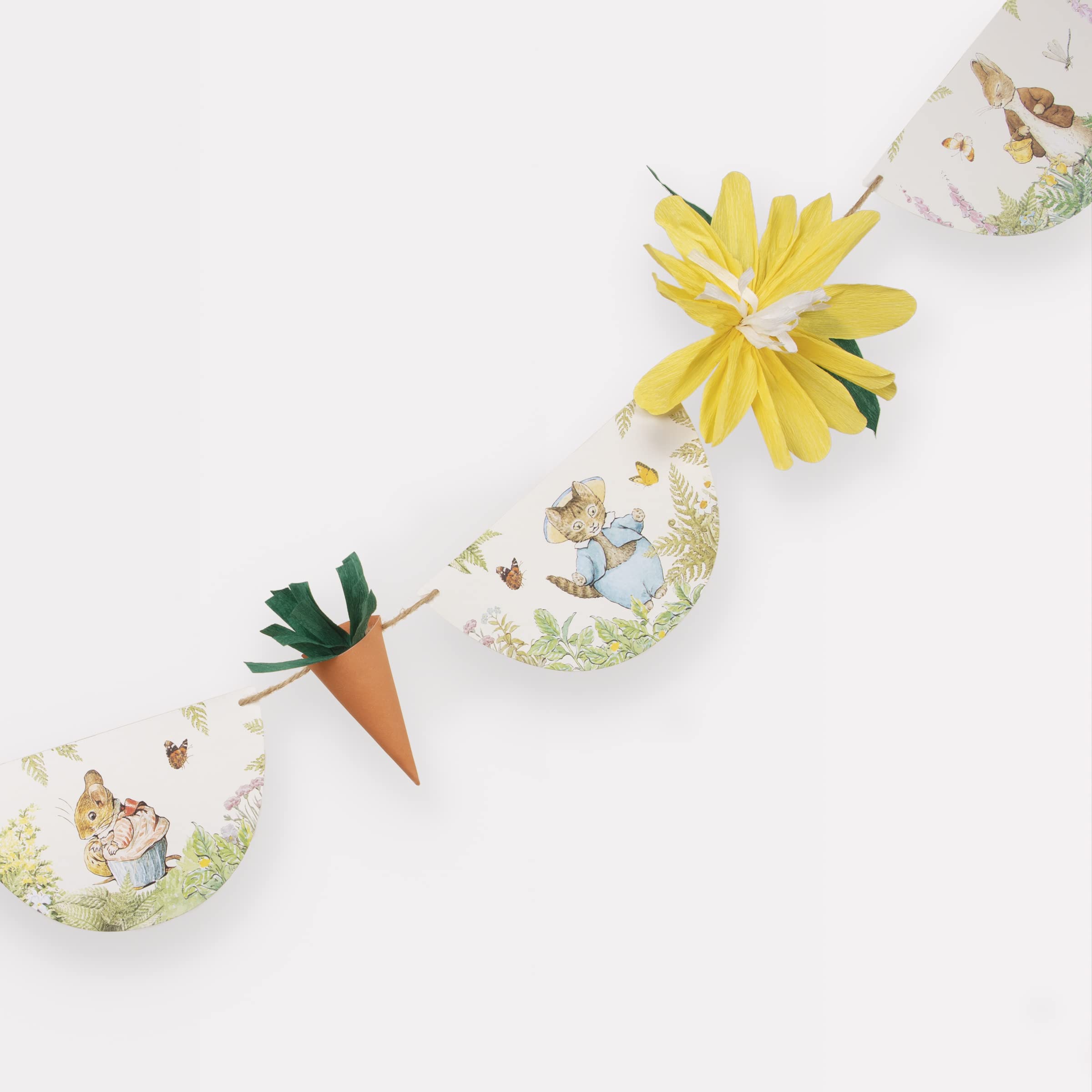 Meri Meri Peter Rabbit™ Garland (Pack of 1), Peter Rabbit™ in The Garden or Easter Garland, 10' Strand with Excess Cord - Image 4