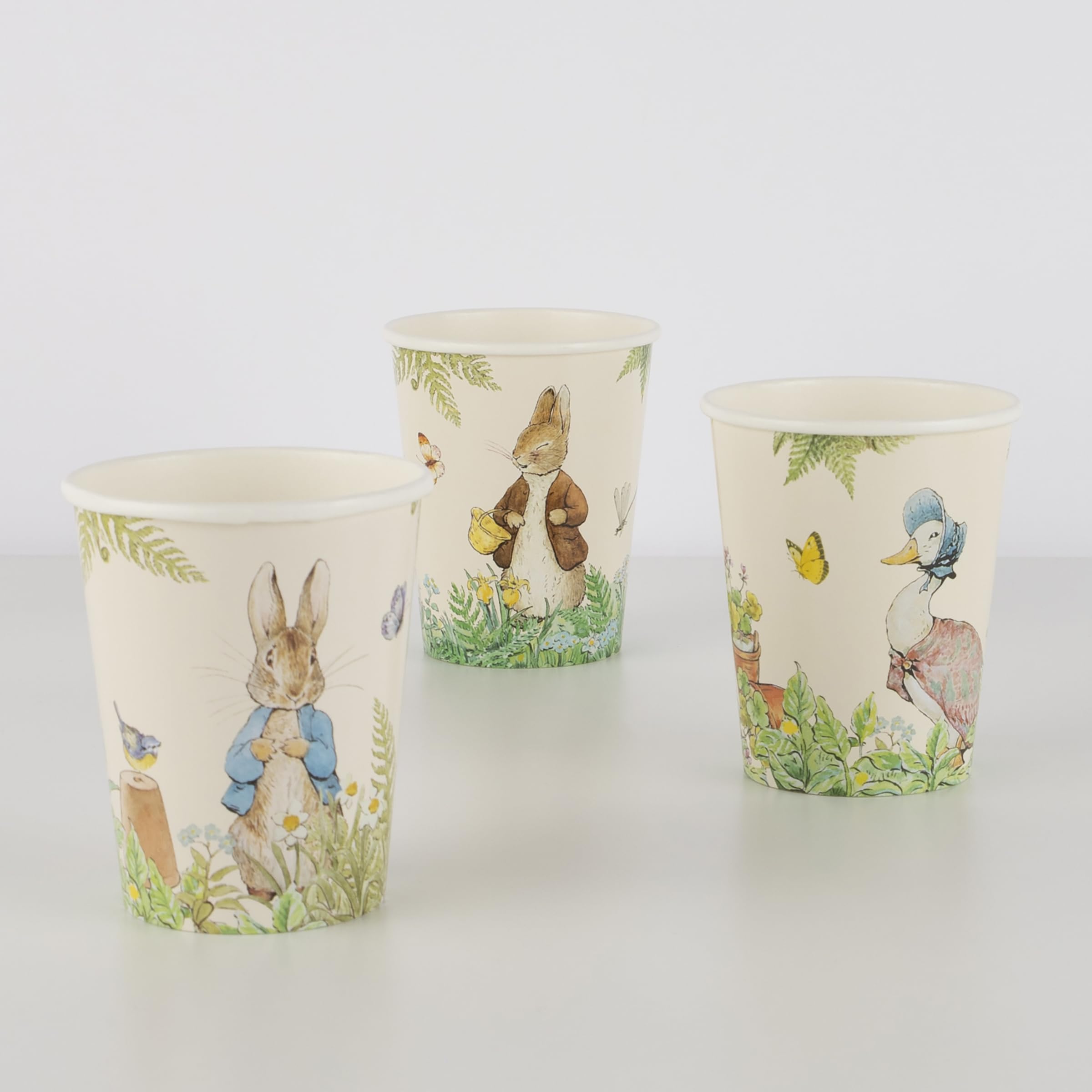 Meri Meri Peter Rabbit™ In The Garden Cups (Pack of 8), Paper Party Cups, Disposable Peter Rabbit Cups, 9oz., Kids & Adults, Hot or Cold Drinks - Image 3