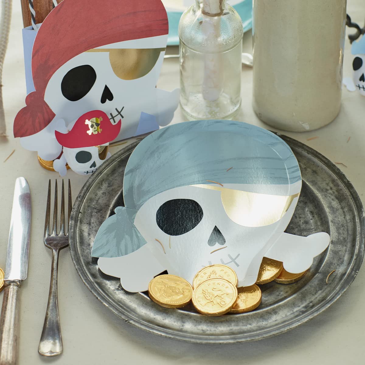 Meri Meri Pirate Plates, Pack of 8 Disposable Paper Plates, Skull and Crossbones Shaped with Pops of Color and Gold Foil Details – Perfect for Pirate Party Decorations and Themed Birthdays - Image 2