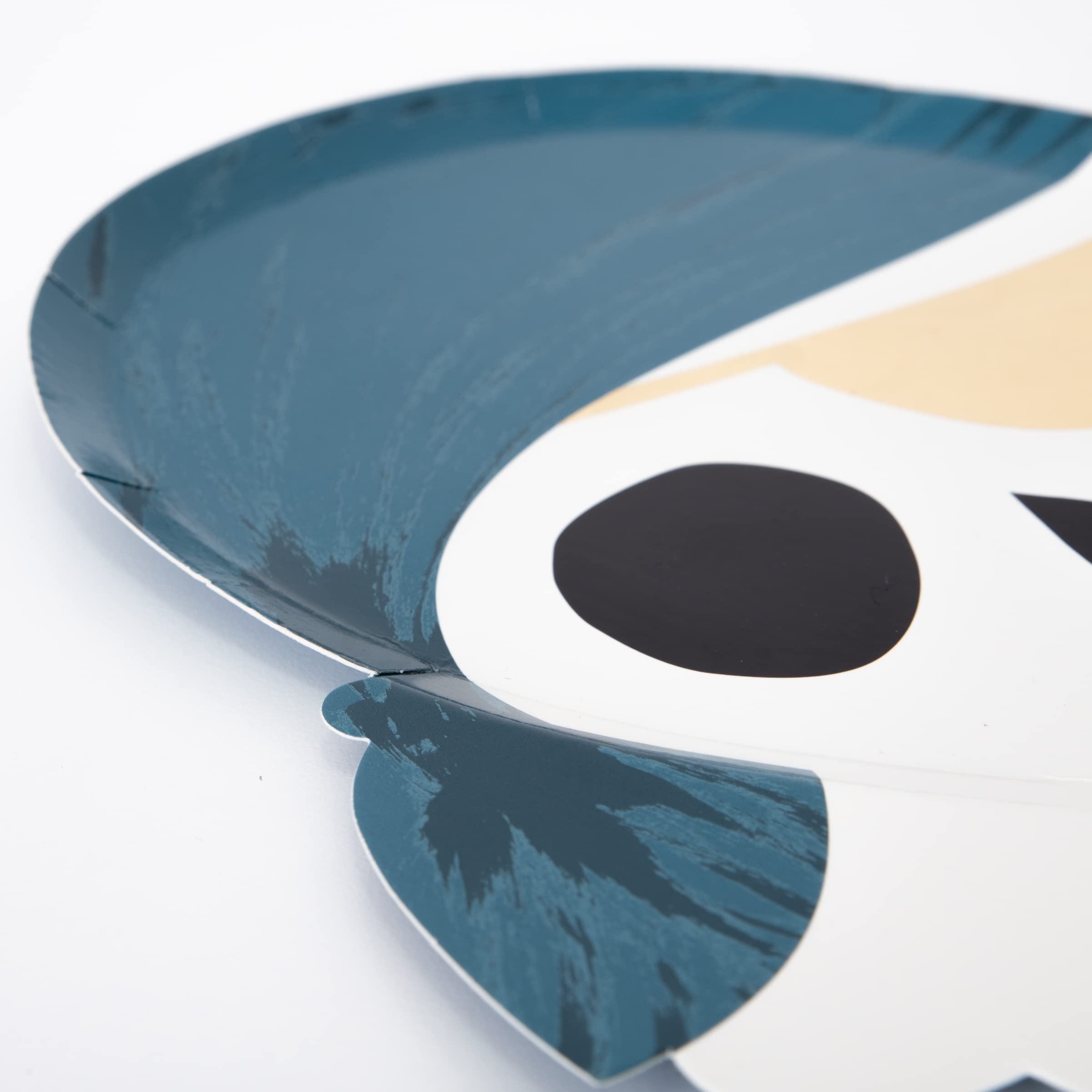 Meri Meri Pirate Plates, Pack of 8 Disposable Paper Plates, Skull and Crossbones Shaped with Pops of Color and Gold Foil Details – Perfect for Pirate Party Decorations and Themed Birthdays - Image 5