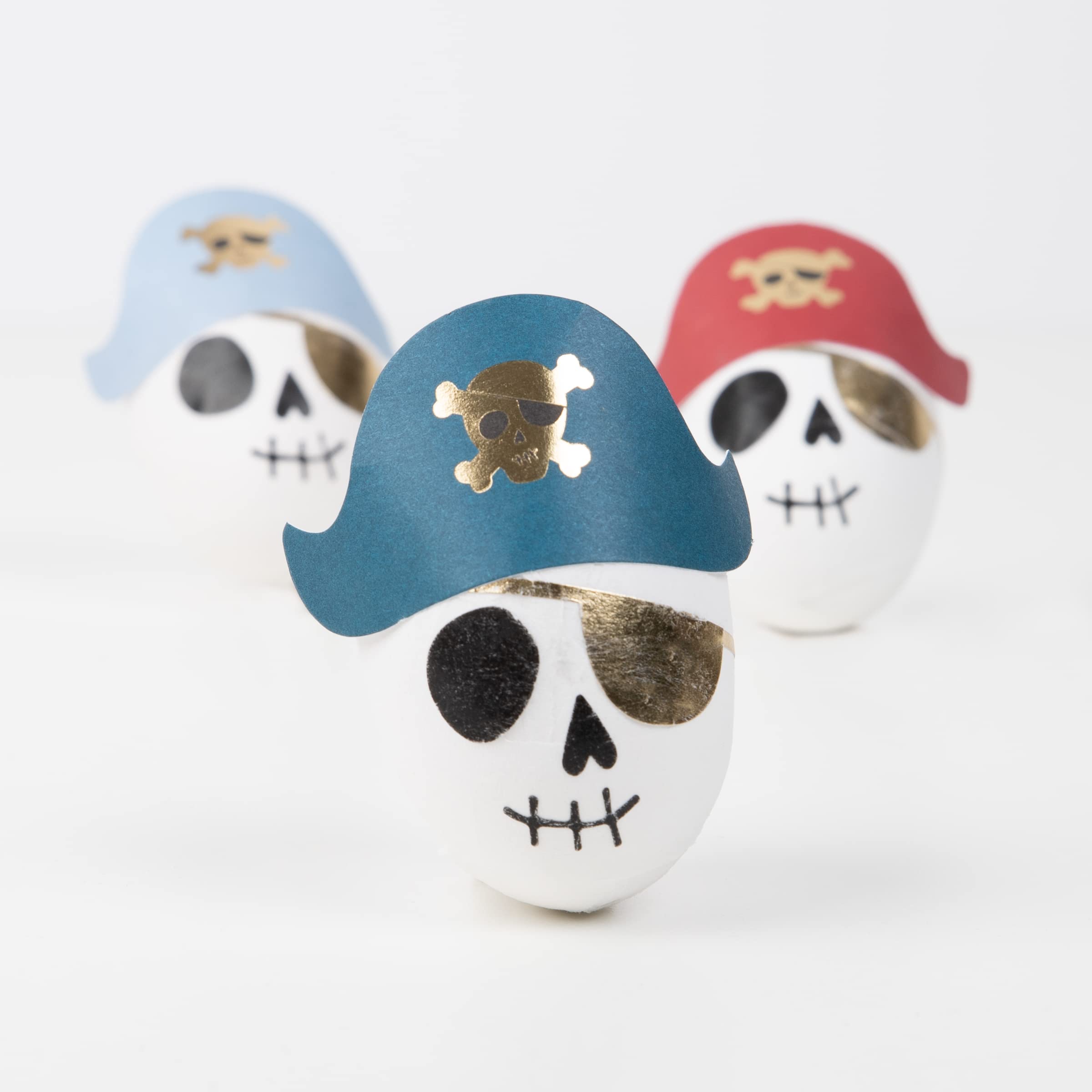 Meri Meri Pirate Skulls Surprise Balls (Pack of 3) - Image 5