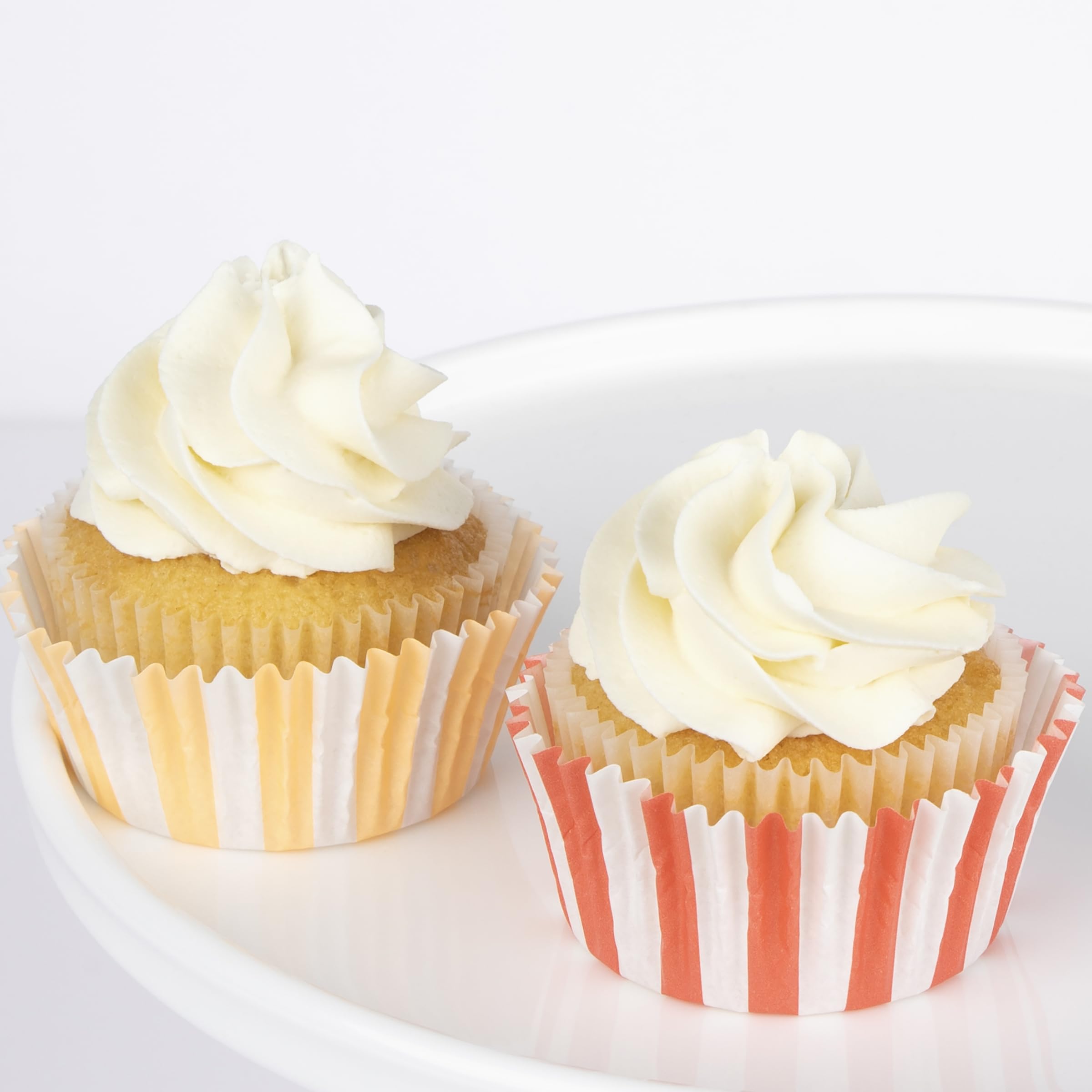 Meri Meri Race Cars Cupcake Kit (Pack of 24) - Image 5
