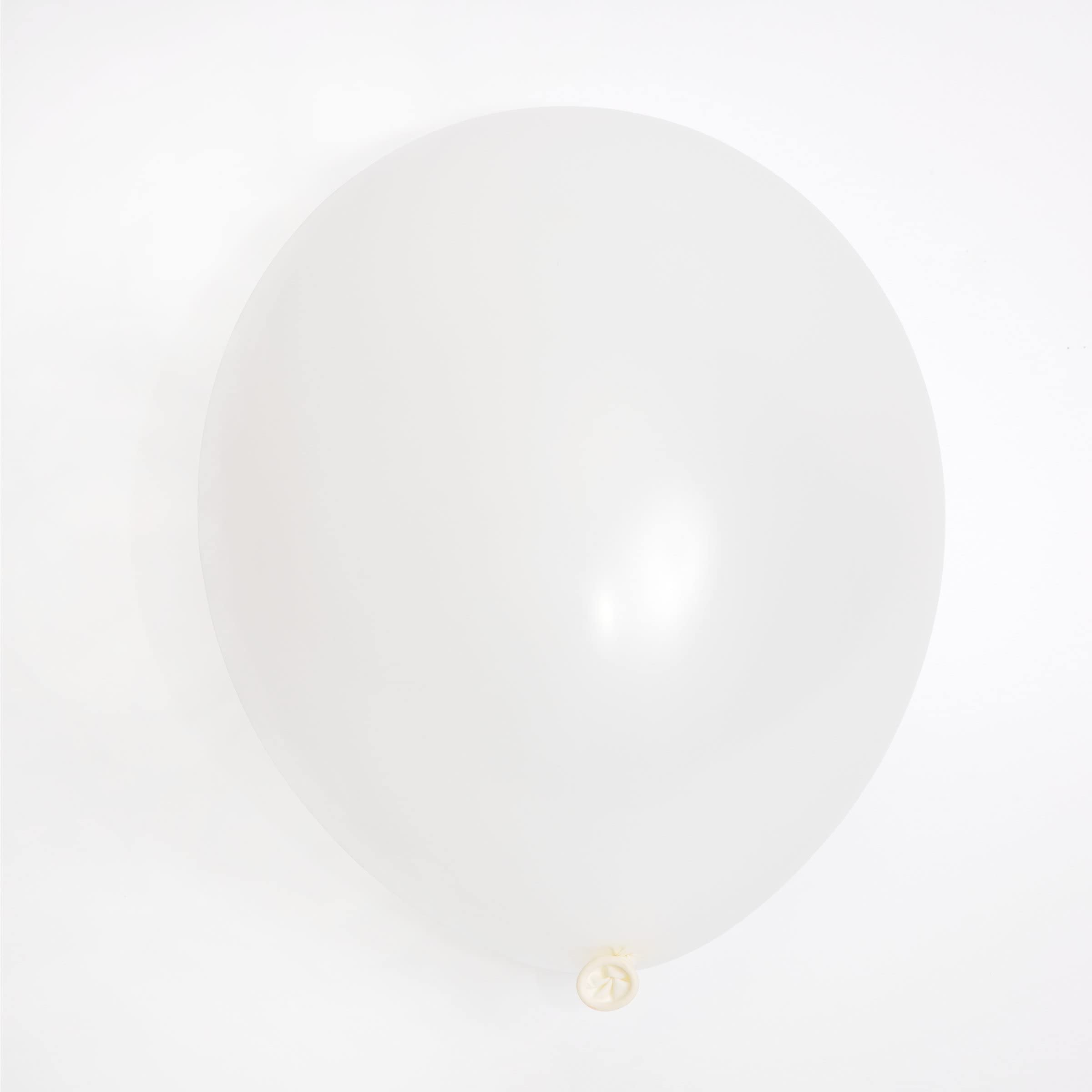 Meri Meri Rainbow Balloon Arch Kit (Pack of 1), 40 Balloons + 2 Gold Tassel Streamers, Long-Lasting Balloon Kit - Image 5