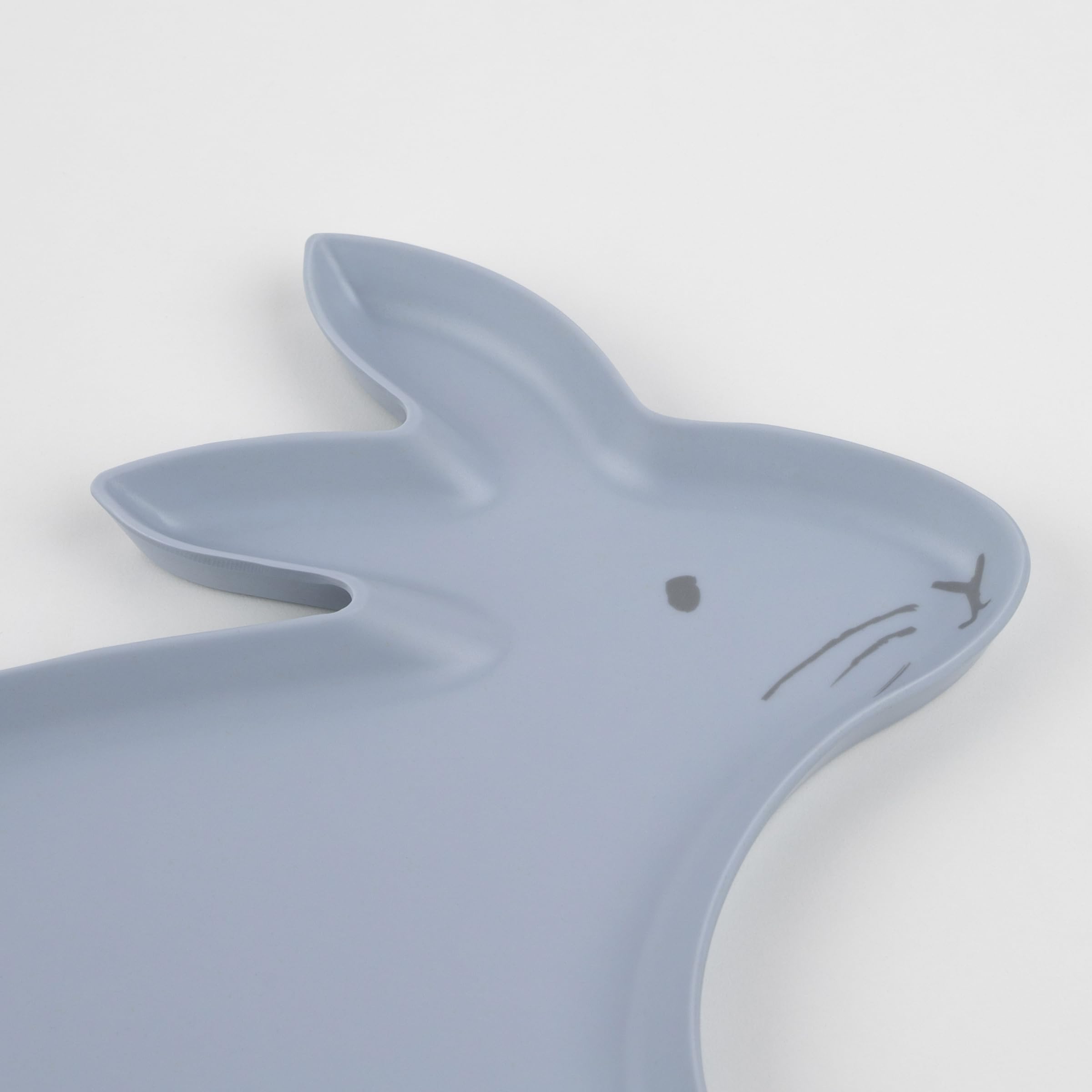 Meri Meri Reusable Bamboo Easter Plates, Pack of 4 Dishwasher Safe Bunny Shaped Plates in Pastel Colors – Great for Festive Bunny or Easter Party Decorations - Image 3
