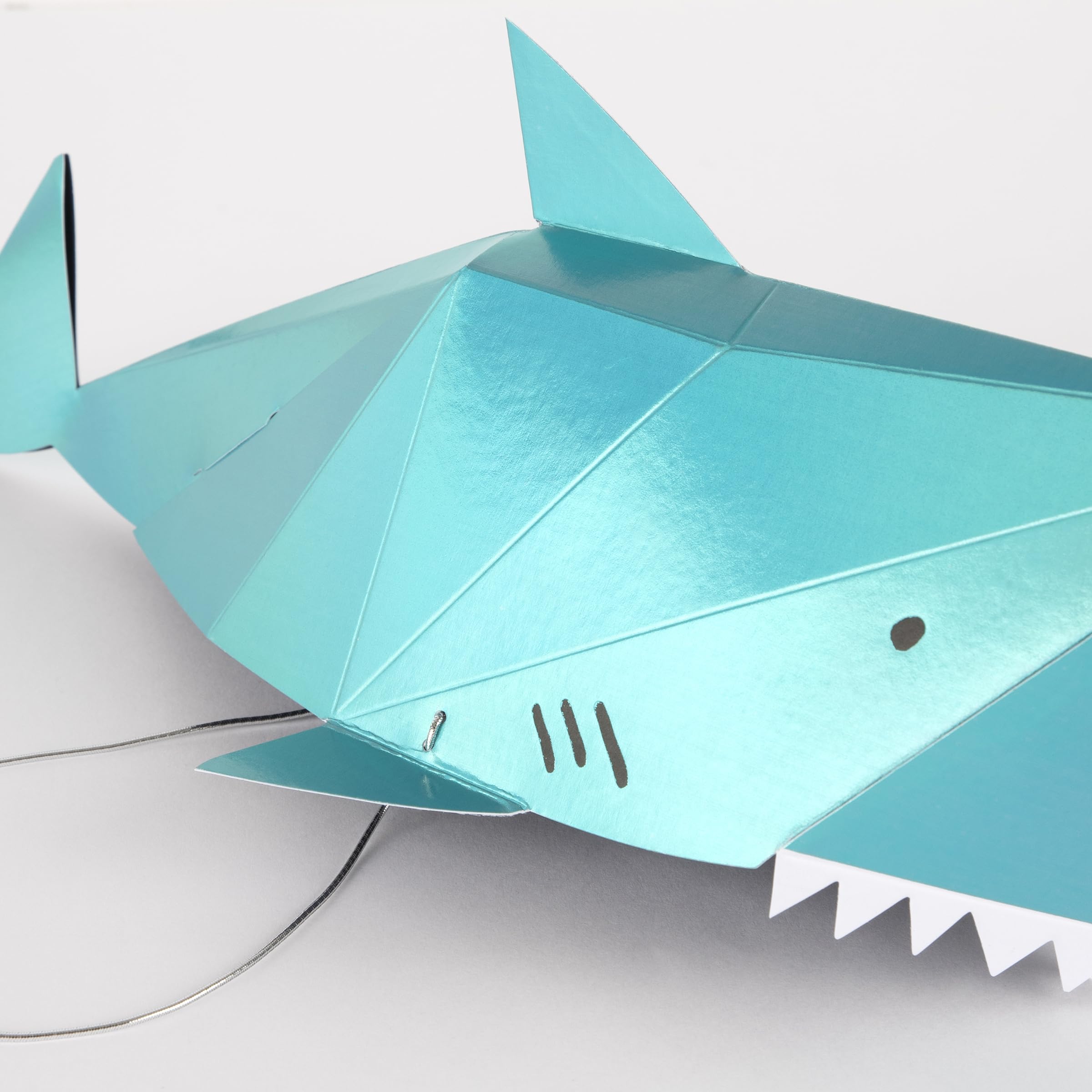 Meri Meri Shark Hats (Pack of 8) - Image 5