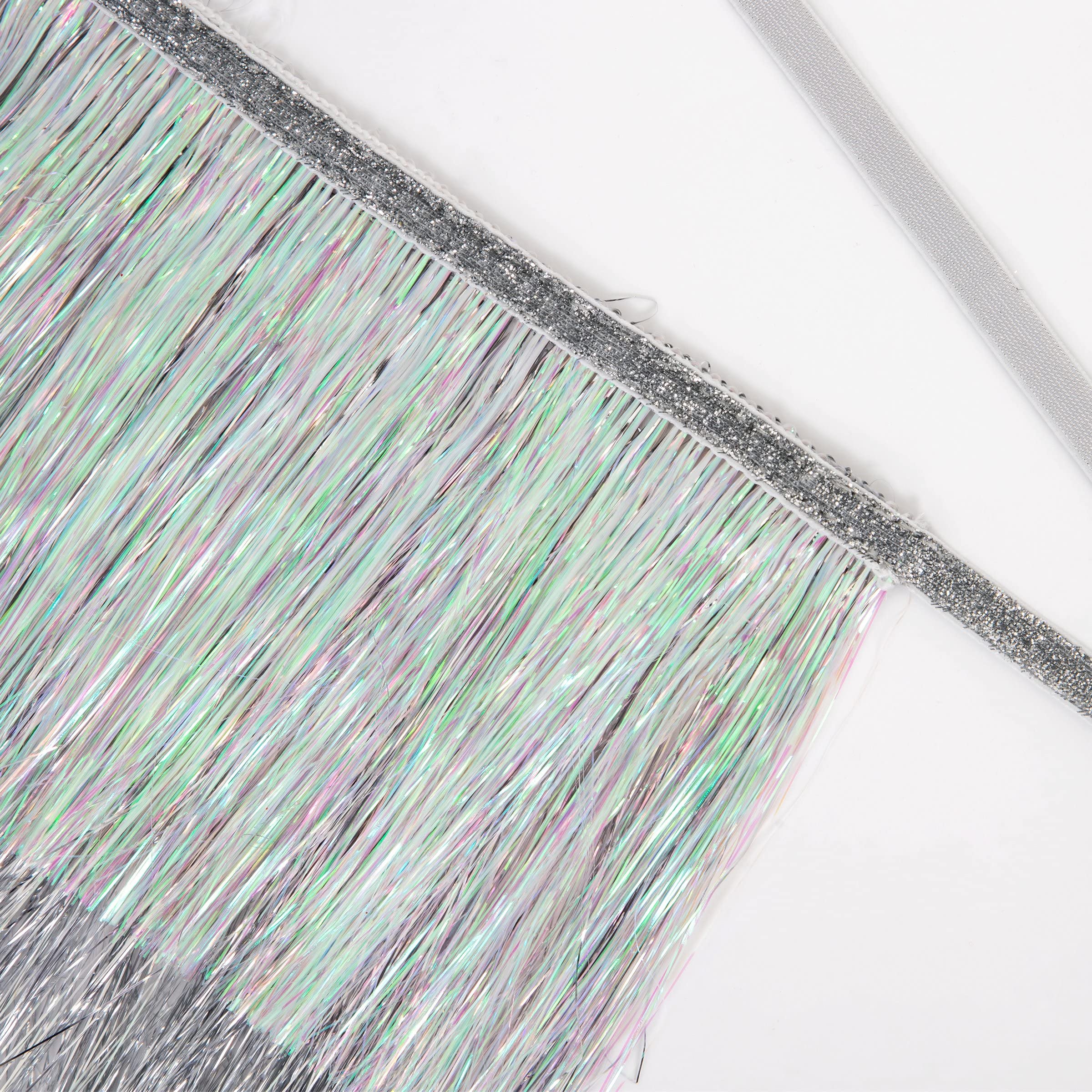 Meri Meri Silver Iridescent Tinsel Fringe Garland (Pack of 1) - Image 2