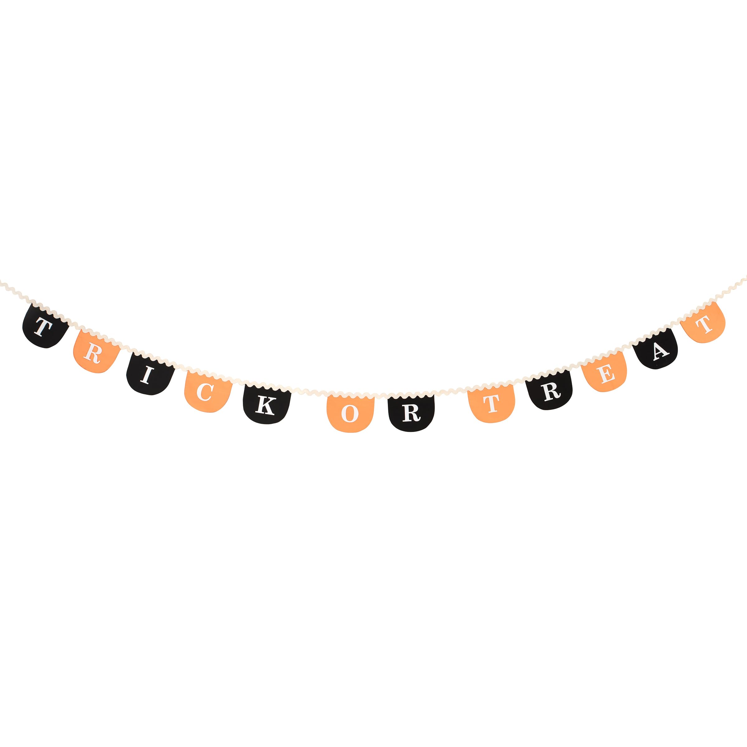Meri Meri Trick Or Treat Fabric Halloween Garland (Pack of 1), 8' Strand (12’ Including Excess Cord), Reusable Halloween Party Decorations, RIC Rac Detailing, Drawstring Organdie Storage Bag - Image 4
