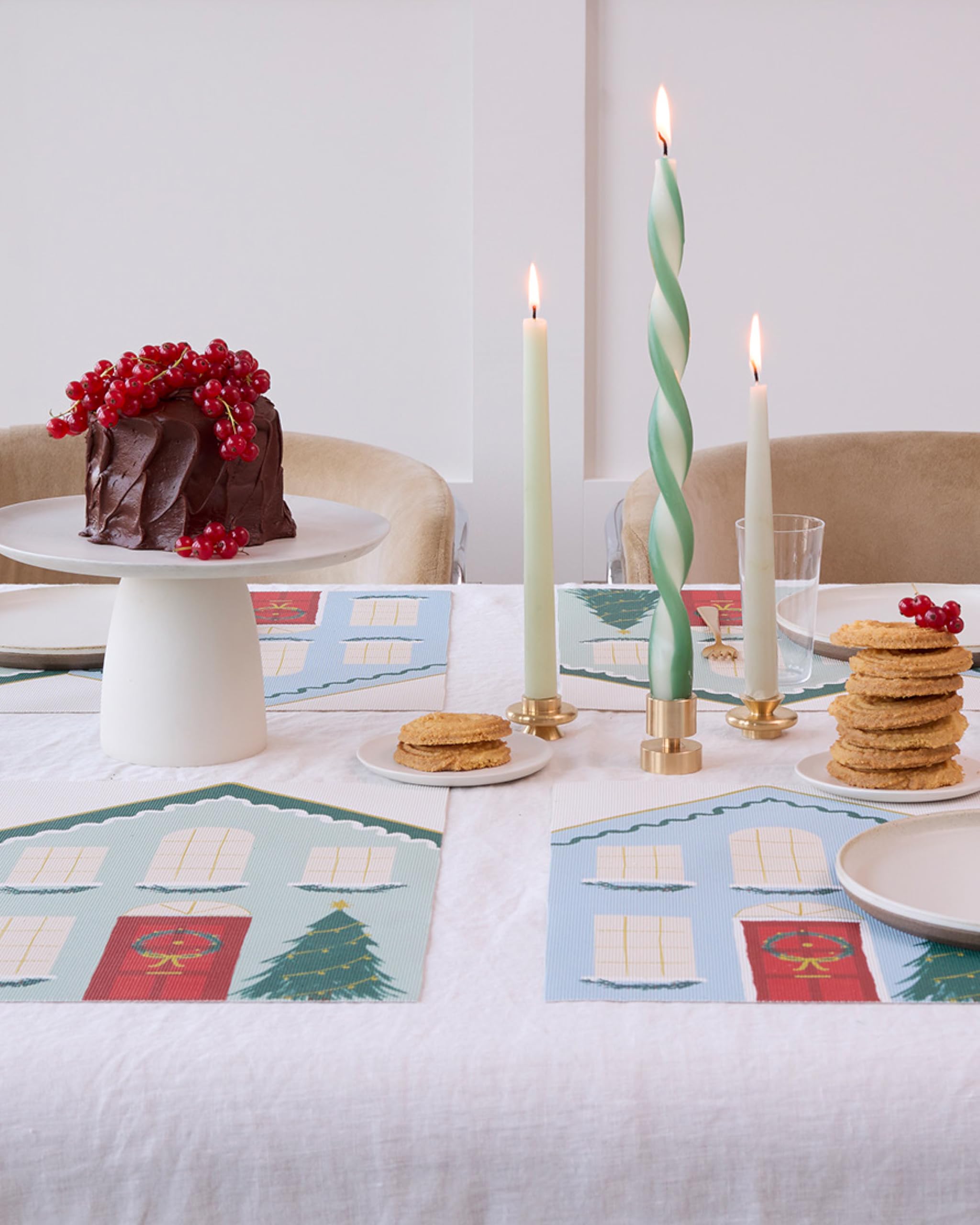 Meri Meri x Chilewich Festive Houses Woven Placemats - Dining Table Mats - Reusable, Stain-Resistant, Indoor/Outdoor Tabletop Protection - 18.5" x 13.5" - Image 3