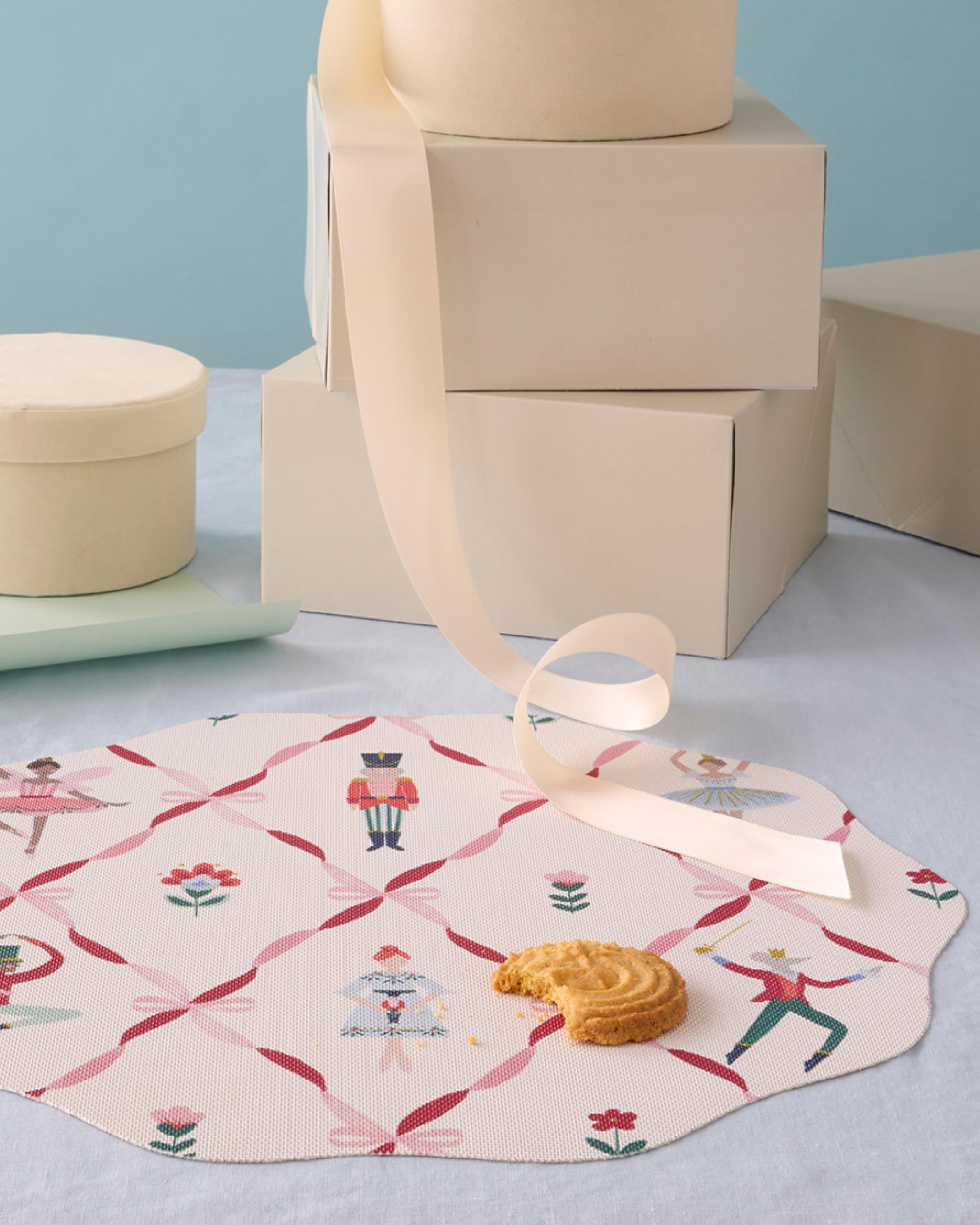 Meri Meri x Chilewich Nutcracker Ballet Round Woven Placemats - 15" Scalloped-Edge Dining Table Mats - Reusable, Stain-Resistant, Indoor/Outdoor Tabletop Protection - Image 3